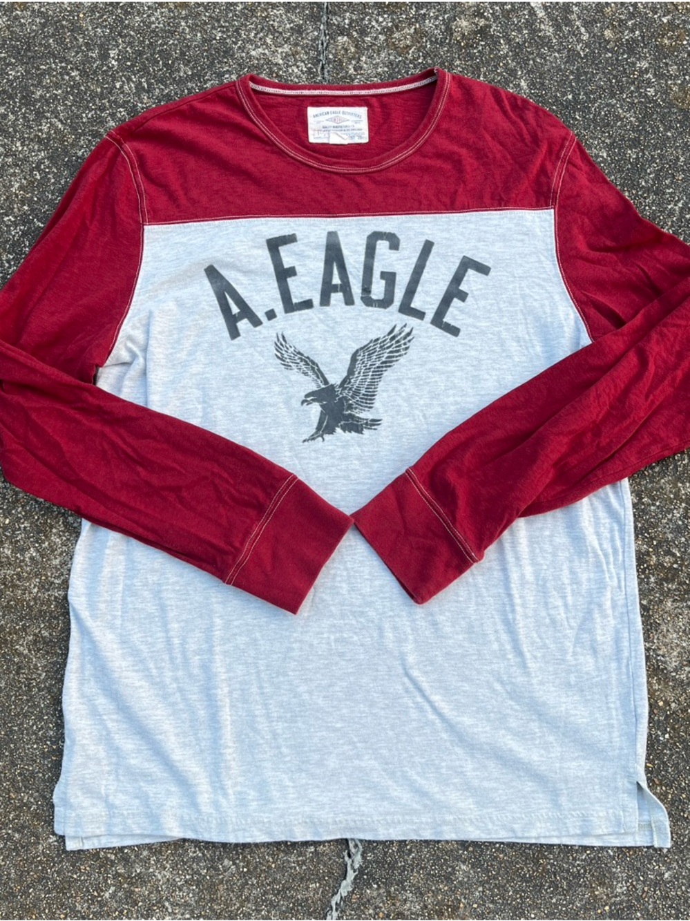 American Eagle long sleeve shirt